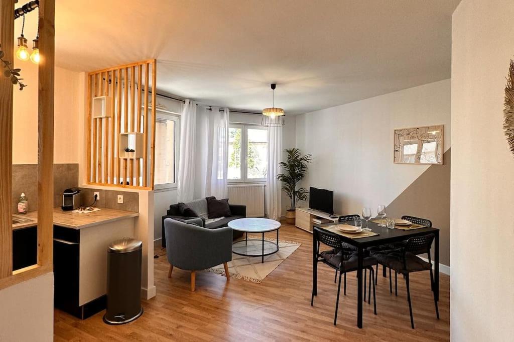 Villeurbanne • T2 Fraternite • Hostisy 외부 사진